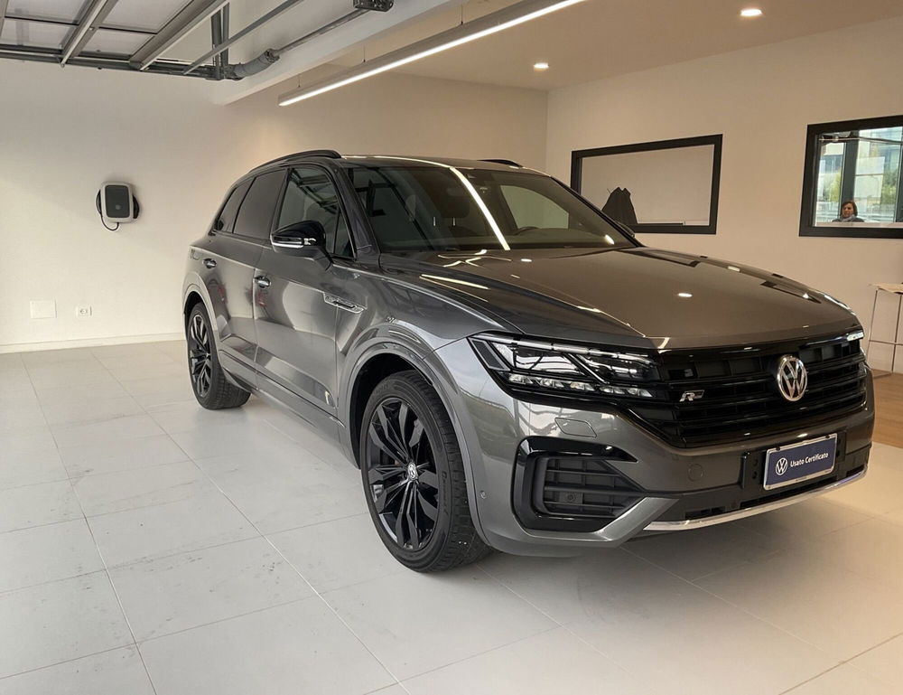 Volkswagen Touareg usata a Salerno (4)