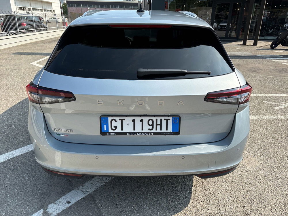 Skoda Superb Station Wagon usata a Modena (7)