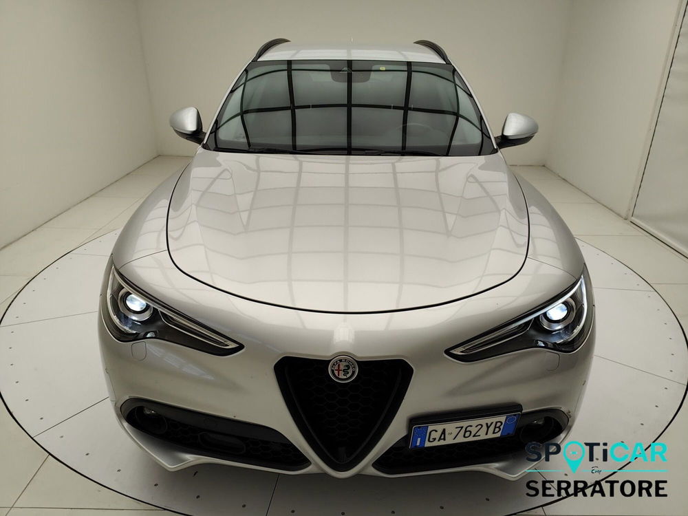 Alfa Romeo Stelvio usata a Como (2)