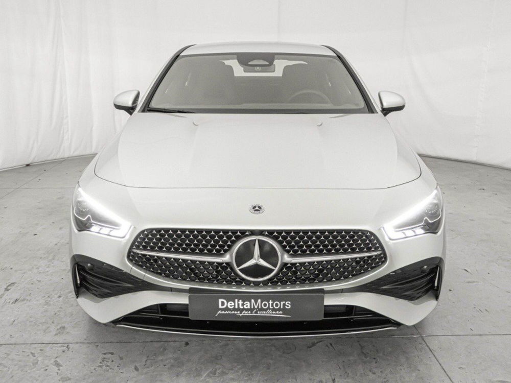 Mercedes-Benz CLA Shooting Brake nuova a Macerata (2)