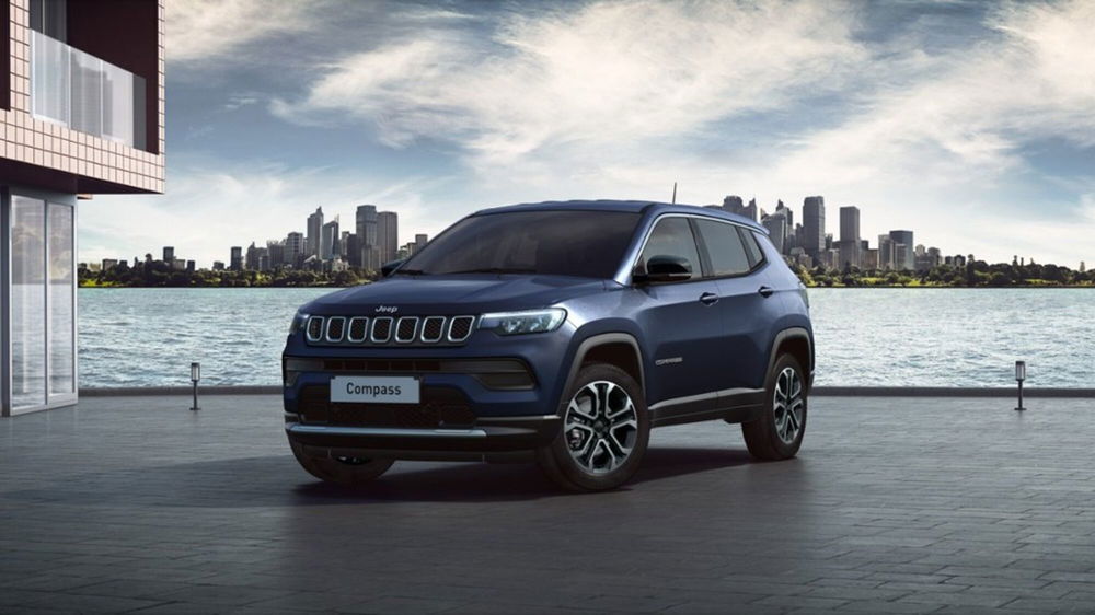 Jeep Compass nuova a Siena