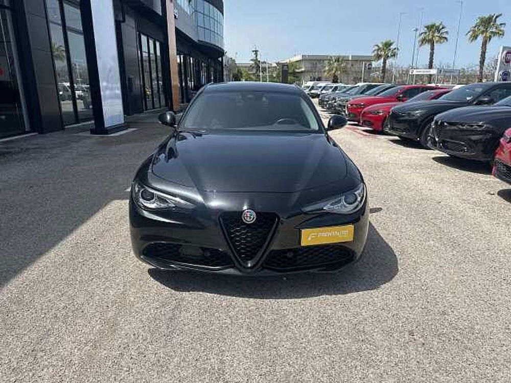 Alfa Romeo Giulia usata a Ancona (4)