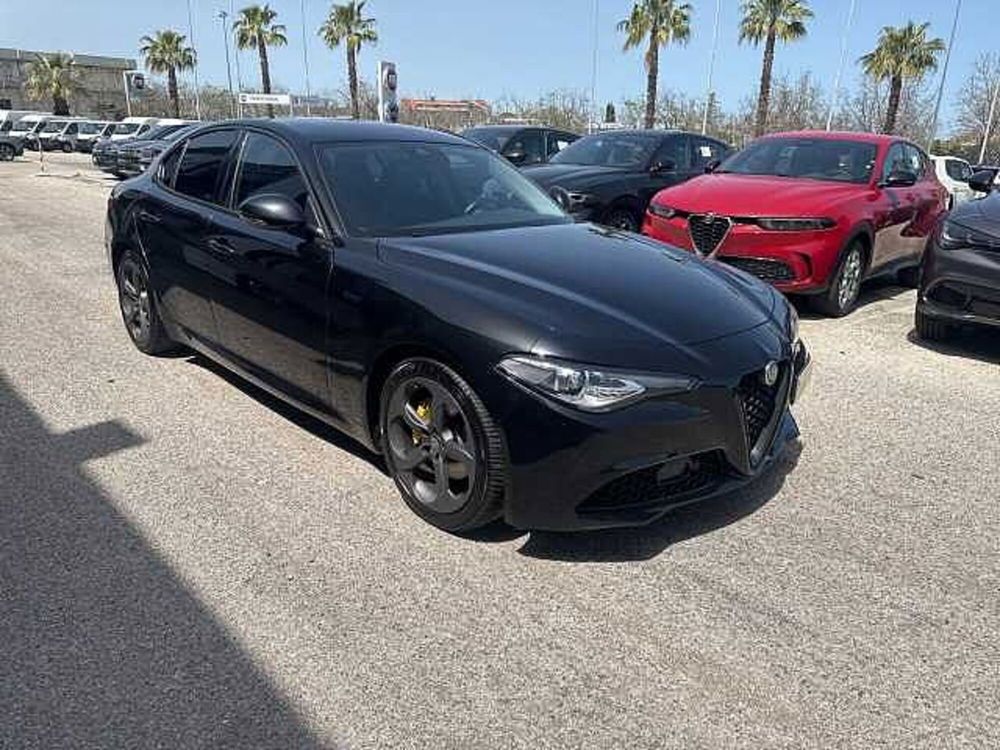 Alfa Romeo Giulia usata a Ancona (7)