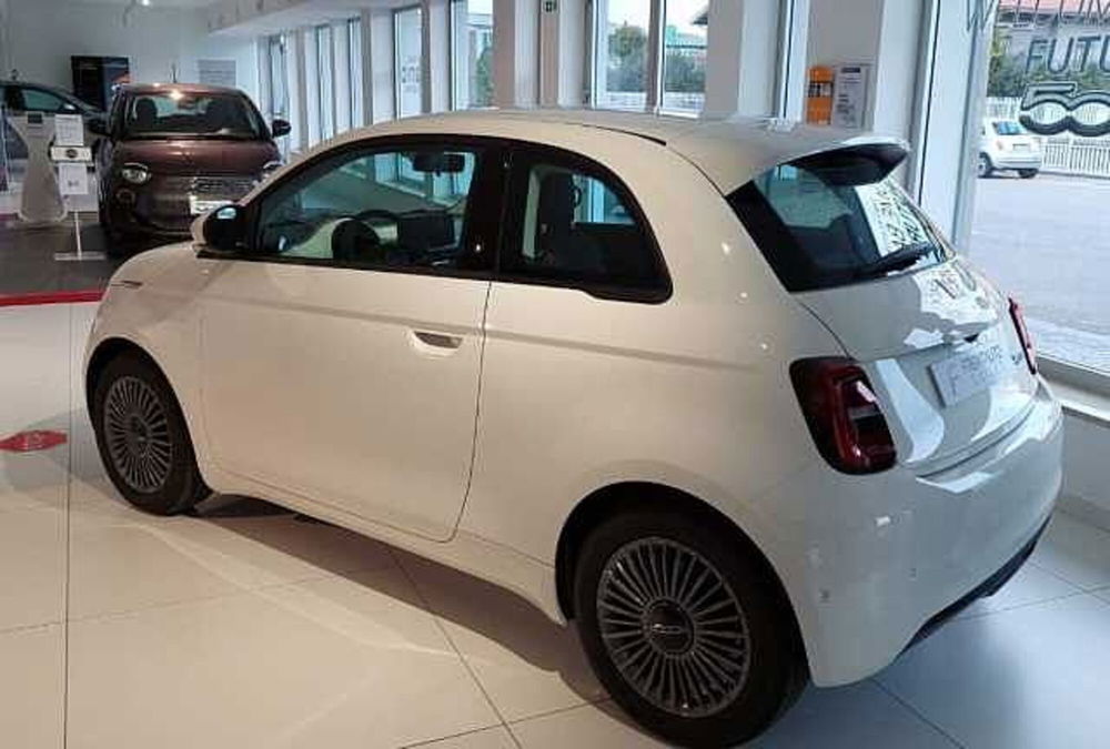 Fiat 500e usata a Ancona (8)