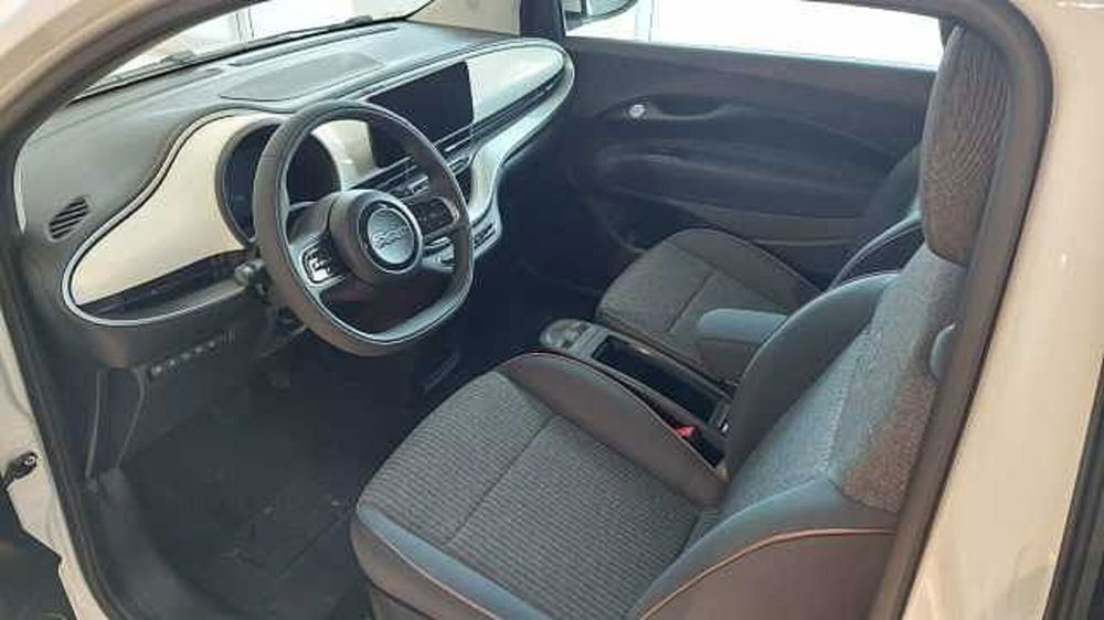 Fiat 500e usata a Ancona (9)