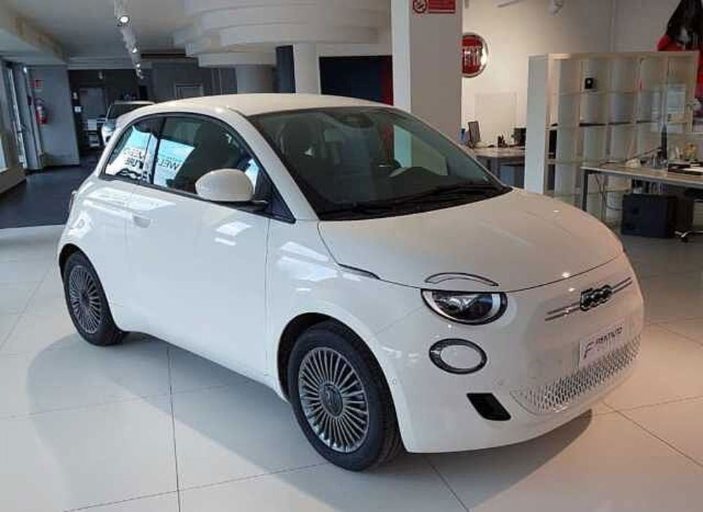 Fiat 500e usata a Ancona (4)