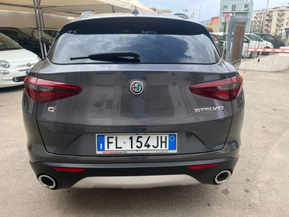 Alfa Romeo Stelvio usata a Trapani (4)