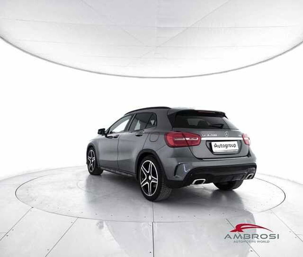 Mercedes-Benz GLA SUV usata a Viterbo (4)