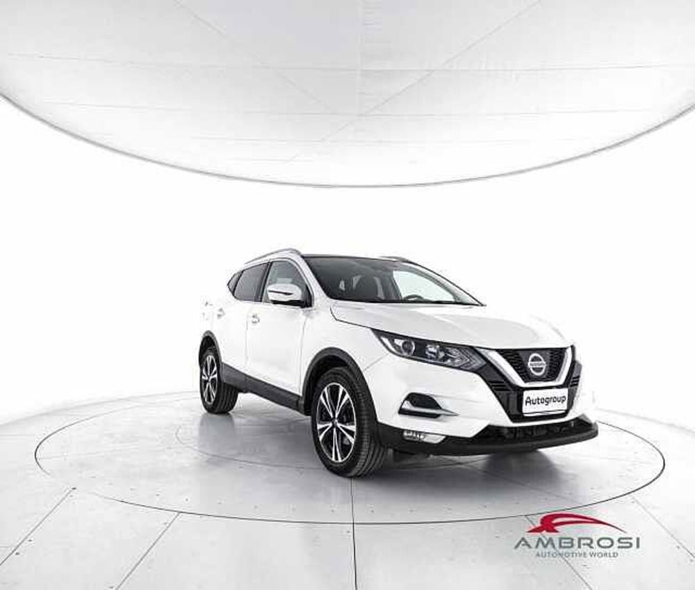 Nissan Qashqai usata a Viterbo (2)