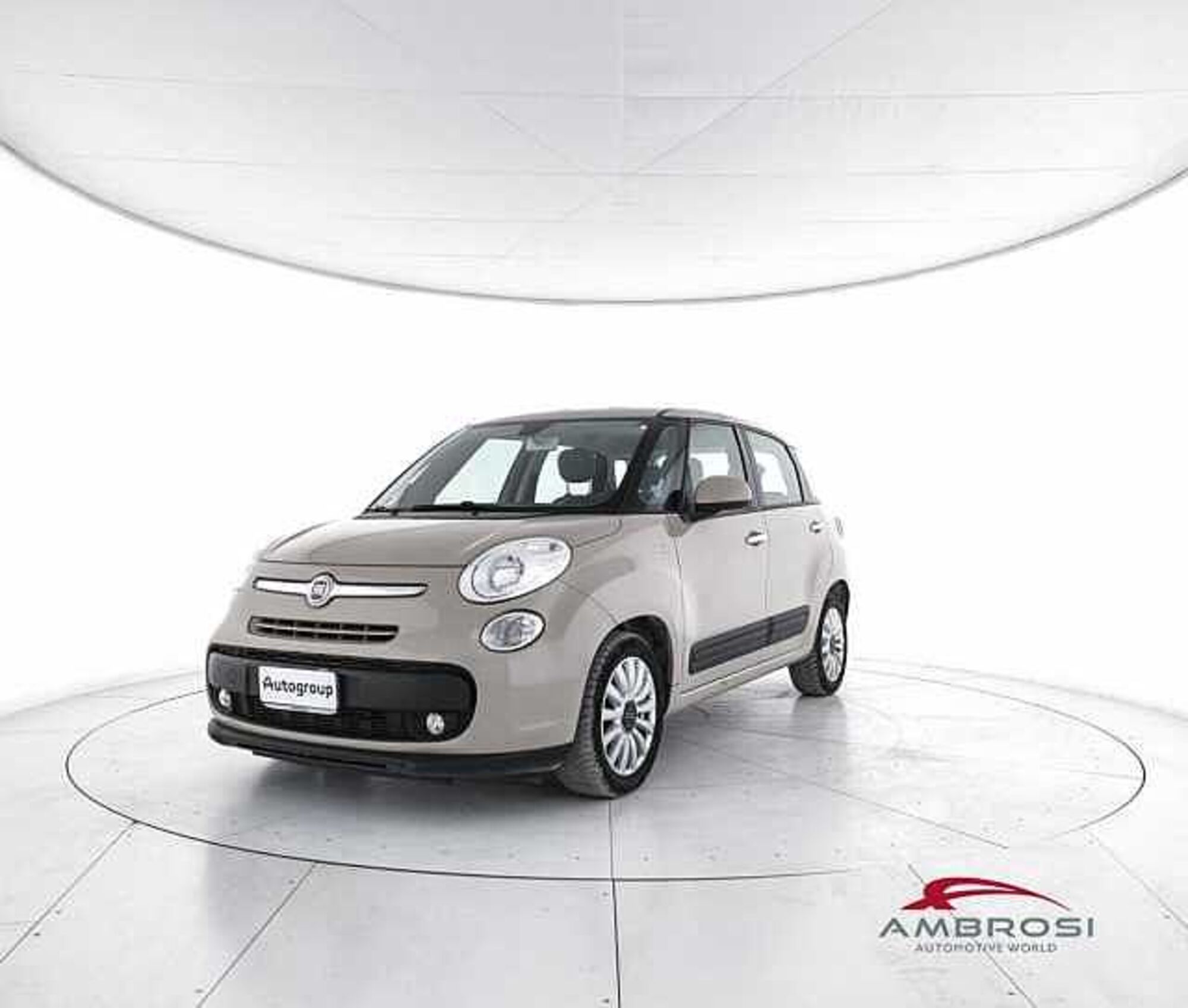 Fiat 500L 1.3 Multijet 95 CV Dualogic Pop Star  del 2017 usata a Viterbo