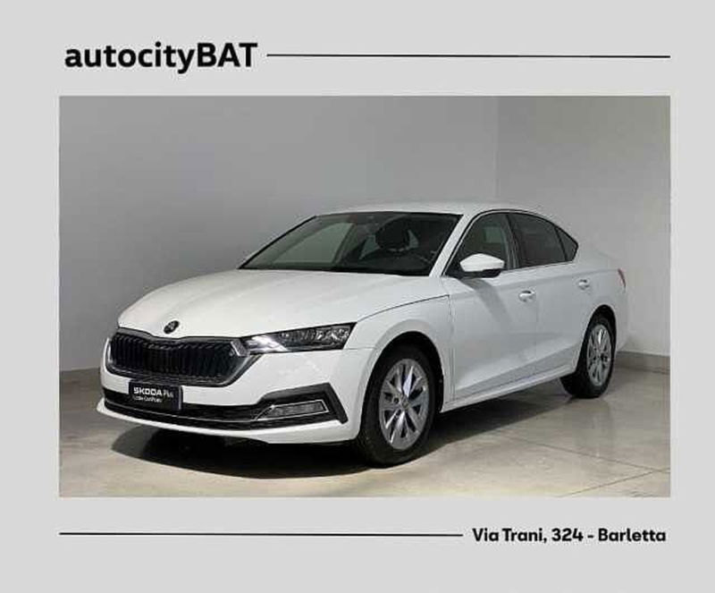 Skoda Octavia 1.5 G-TEC DSG Style del 2020 usata a Barletta