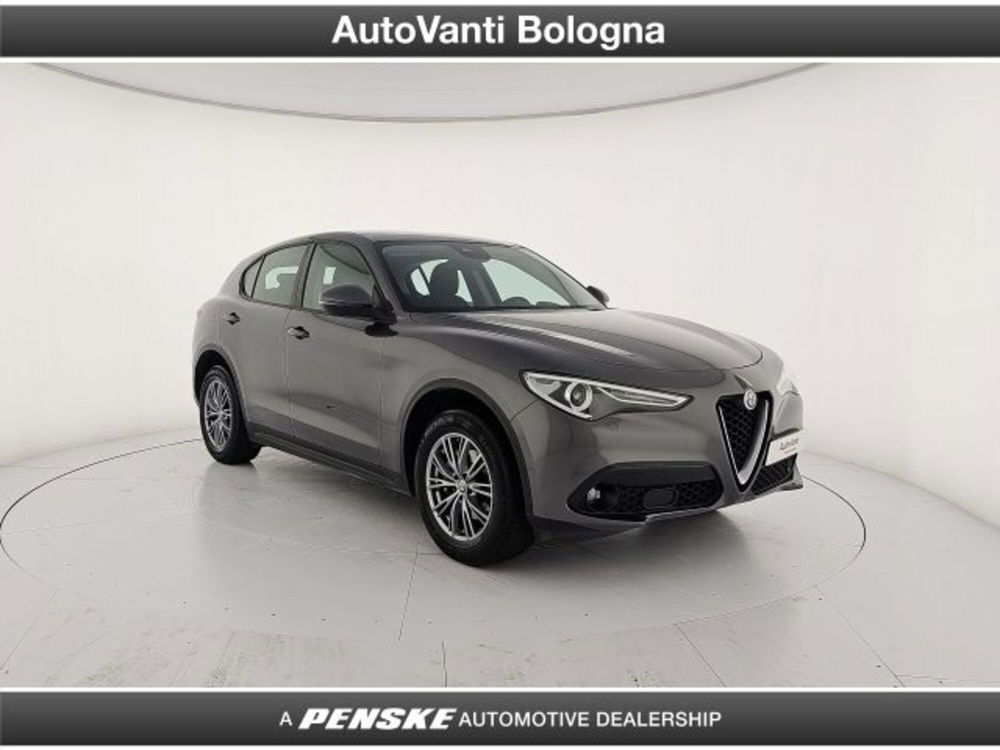 Alfa Romeo Stelvio usata a Bologna (6)