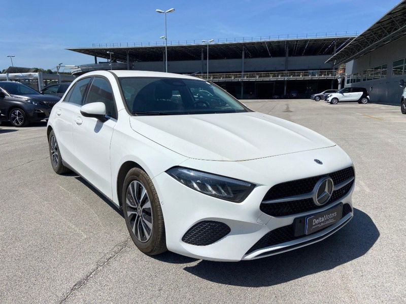 Mercedes-Benz Classe A 180 d Progressive Advanced Plus auto del 2023 usata a Ancona