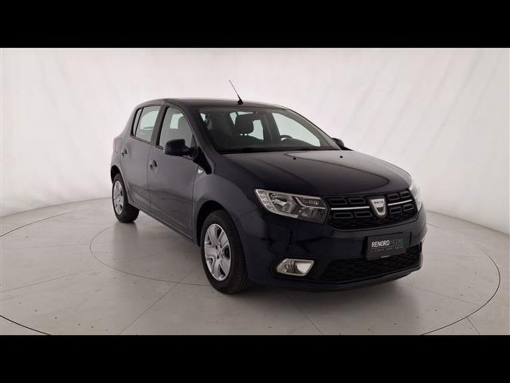 Dacia Sandero usata a Milano (3)