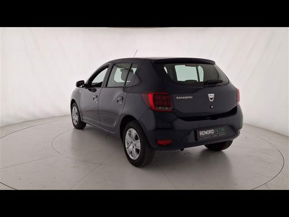 Dacia Sandero usata a Milano (6)