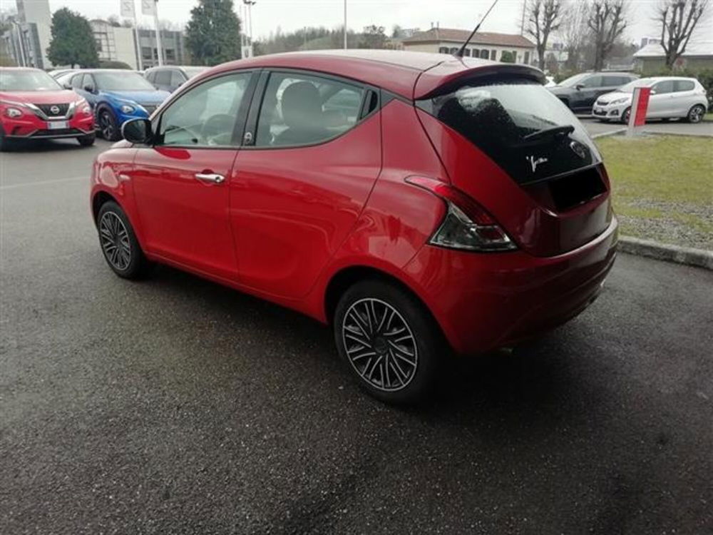 Lancia Ypsilon usata a Asti (7)