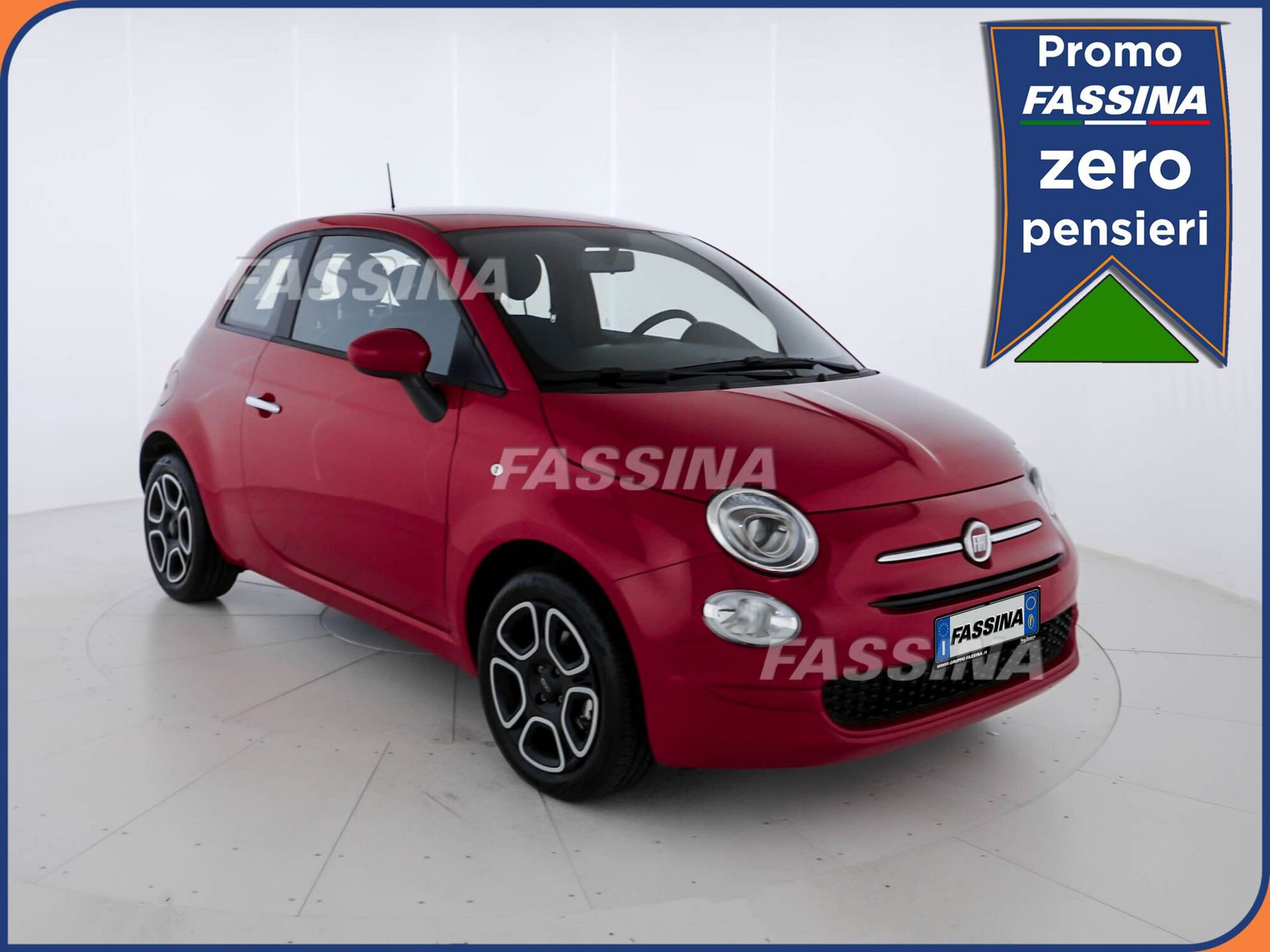 Fiat 500 1.0 Hybrid Club nuova a Milano