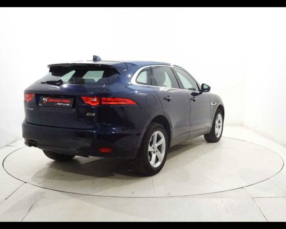 Jaguar F-Pace usata a Bologna (6)