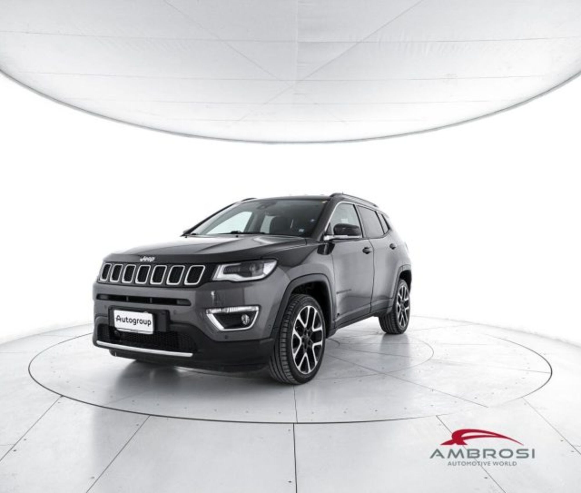 Jeep Compass 2.0 Multijet II aut. 4WD Limited  del 2018 usata a Corciano