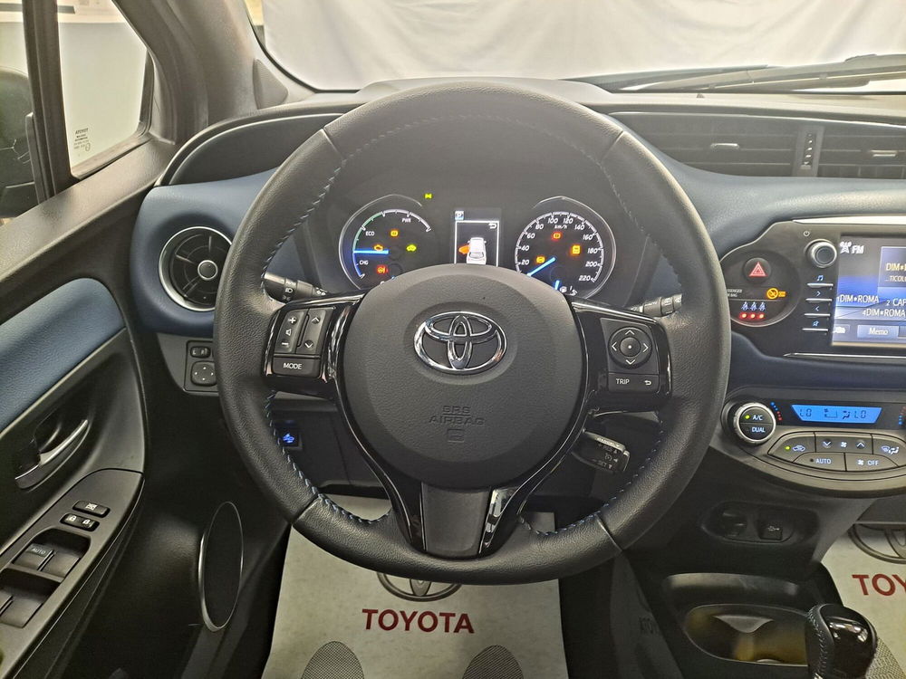 Toyota Yaris usata a Roma (15)