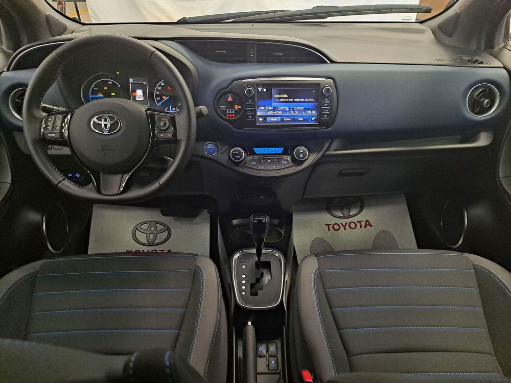 Toyota Yaris usata a Roma (9)