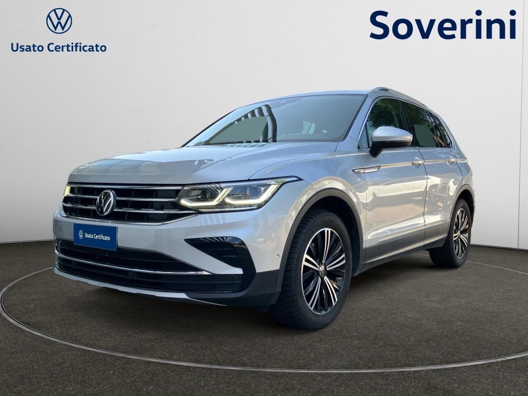 Volkswagen Tiguan 2.0 TDI 150 CV SCR DSG 4MOTION Elegance del 2021 usata a Bologna