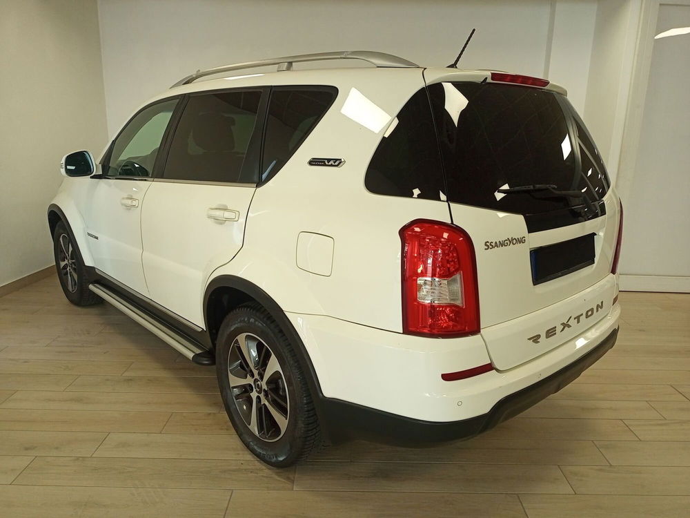 Ssangyong Rexton W usata a Torino (4)