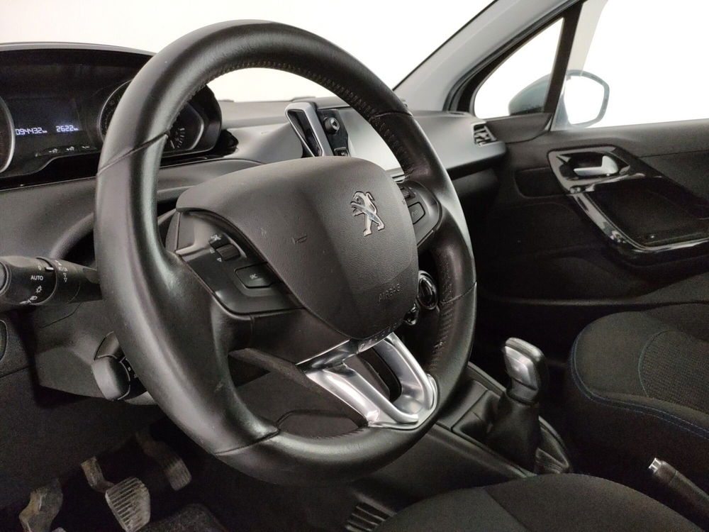 Peugeot 208 usata a Roma (11)