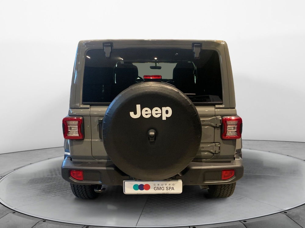 Jeep Wrangler Unlimited usata a Firenze (6)