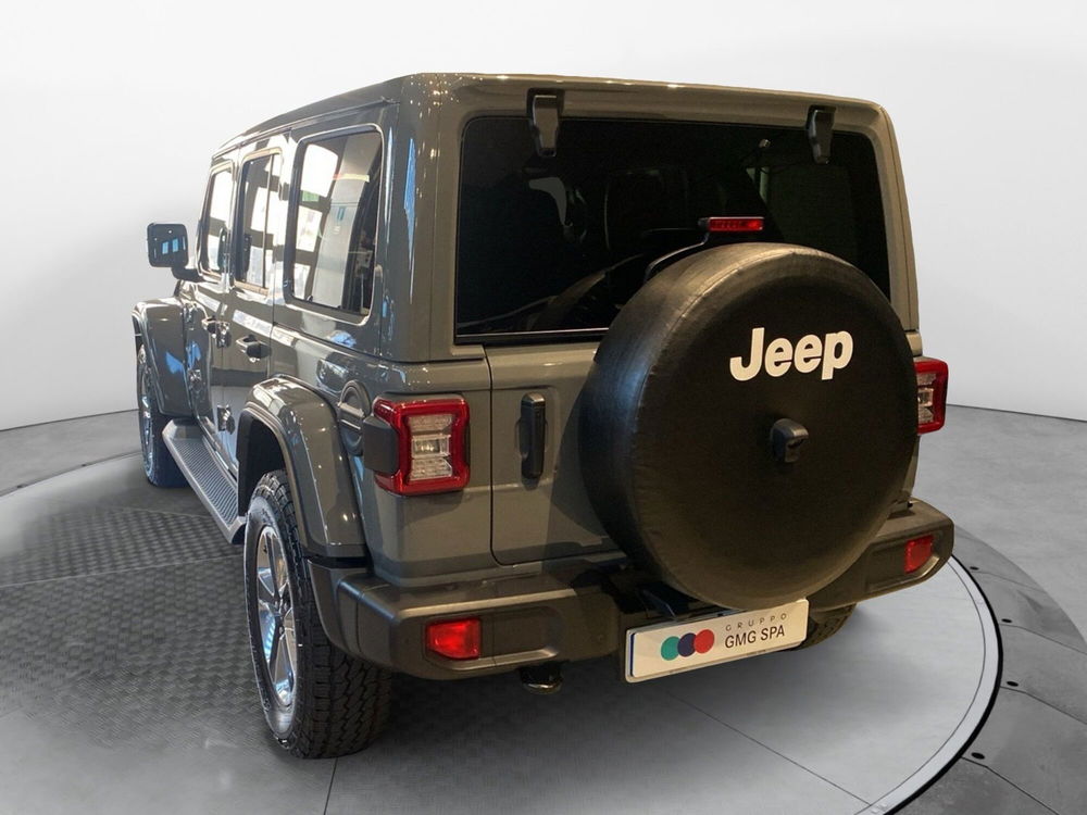 Jeep Wrangler Unlimited usata a Firenze (7)