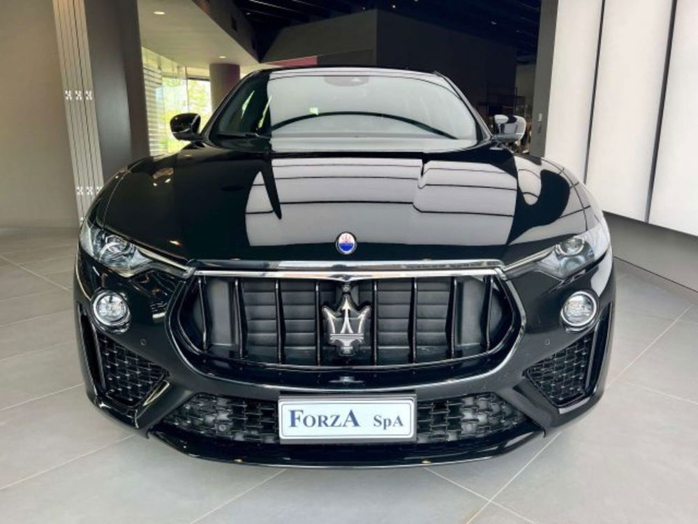 Maserati Levante usata a Torino (2)