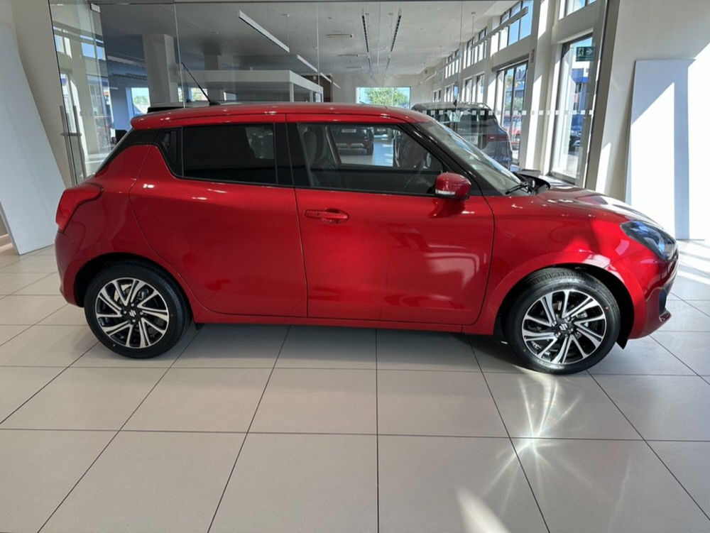 Suzuki Swift nuova a Latina (2)