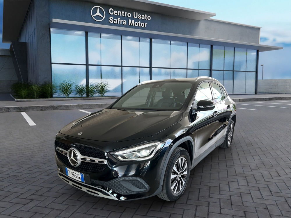 Mercedes-Benz GLA SUV usata a Cosenza