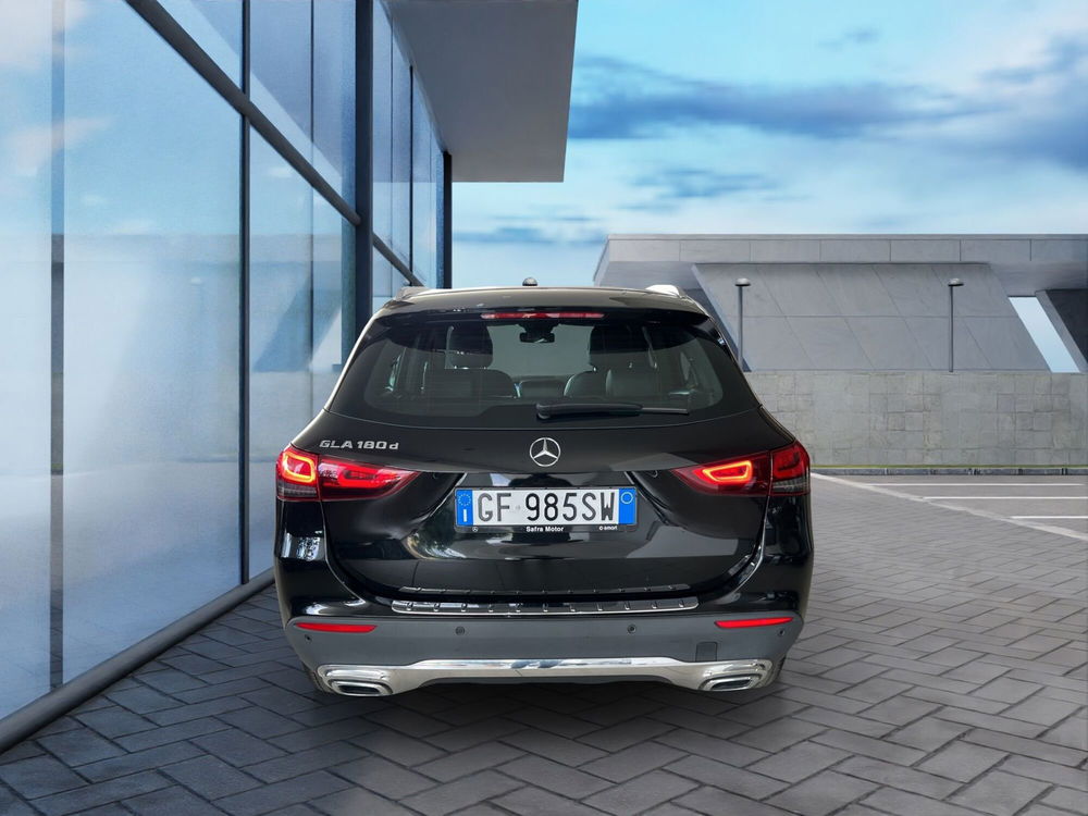 Mercedes-Benz GLA SUV usata a Cosenza (5)