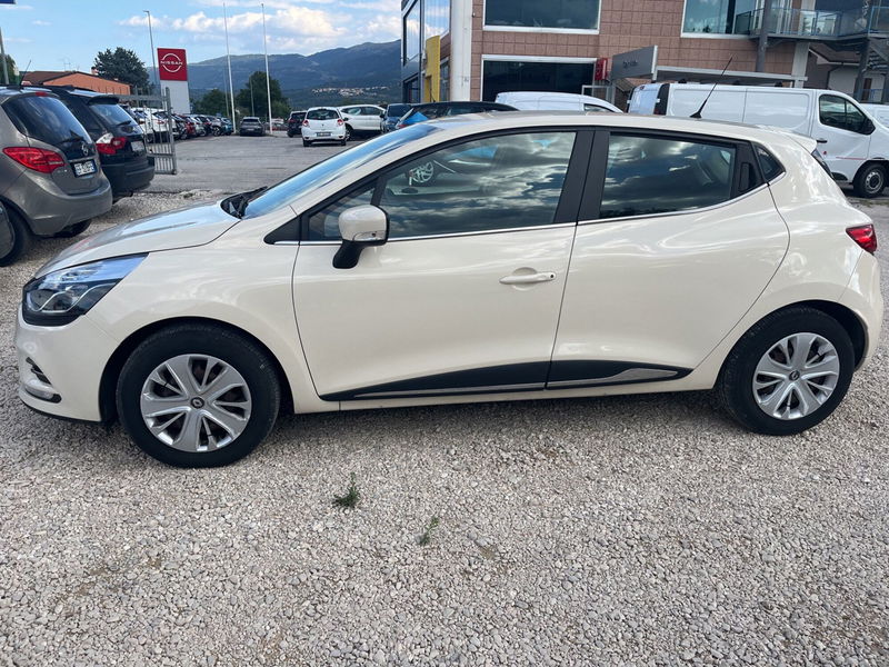 Renault Clio dCi 8V 75CV Start&Stop 5 porte Energy Zen  del 2017 usata a L'Aquila