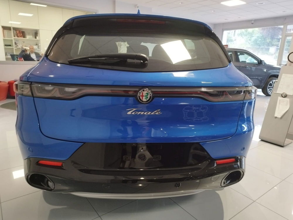 Alfa Romeo Tonale nuova a Arezzo (6)