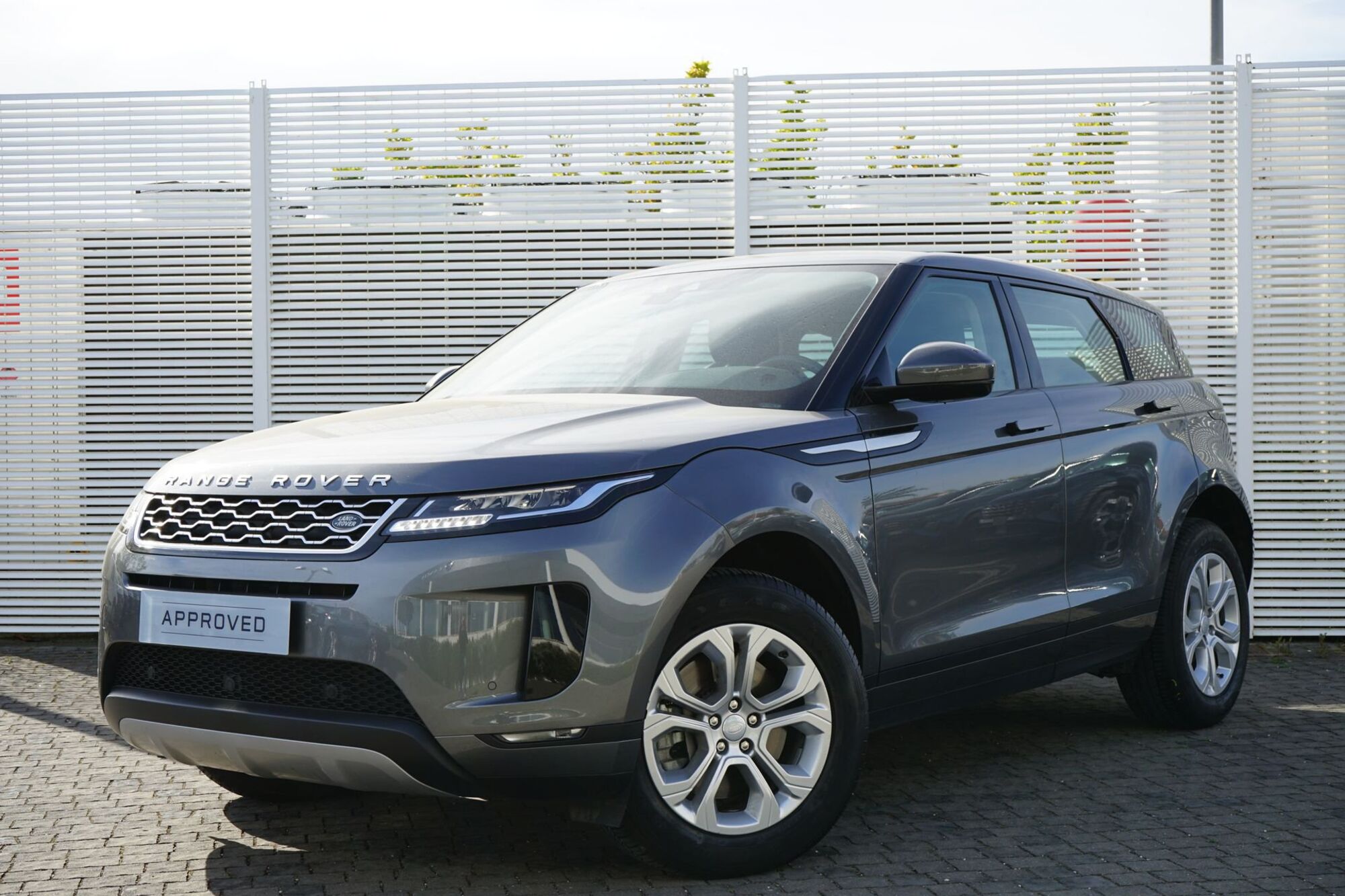 Land Rover Range Rover Evoque 2.0D I4-L.Flw 150 CV AWD Auto SE del 2020 usata a San Giovanni Teatino