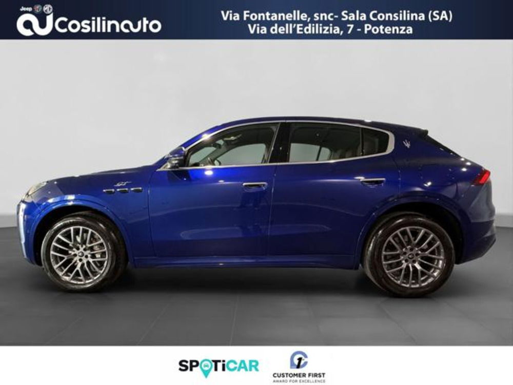 Maserati Grecale usata a Salerno (2)