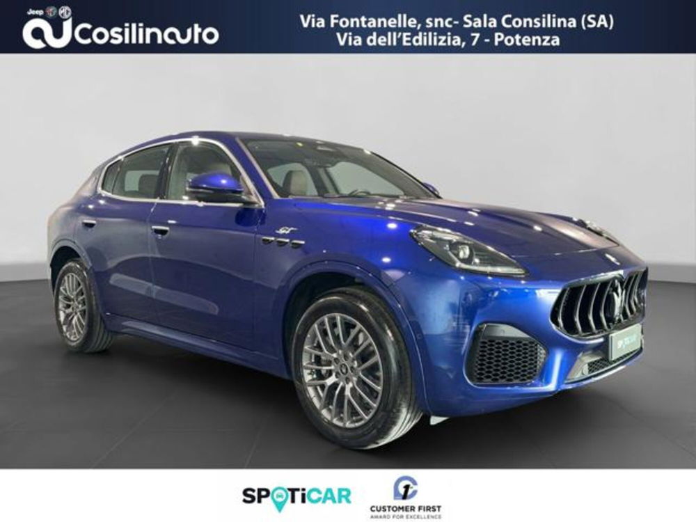 Maserati Grecale usata a Salerno (7)