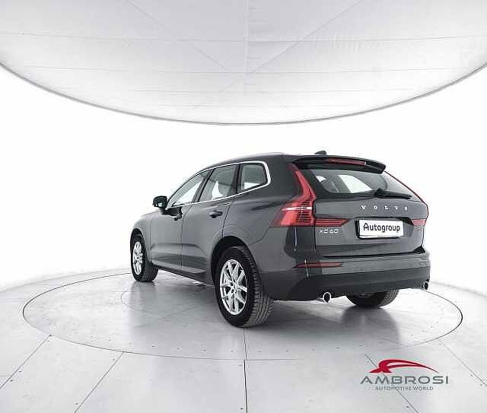 Volvo XC60 usata a Perugia (4)