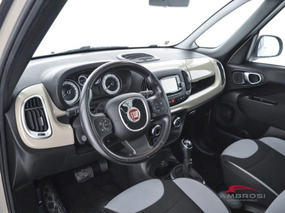 Fiat 500L Living usata a Perugia (8)