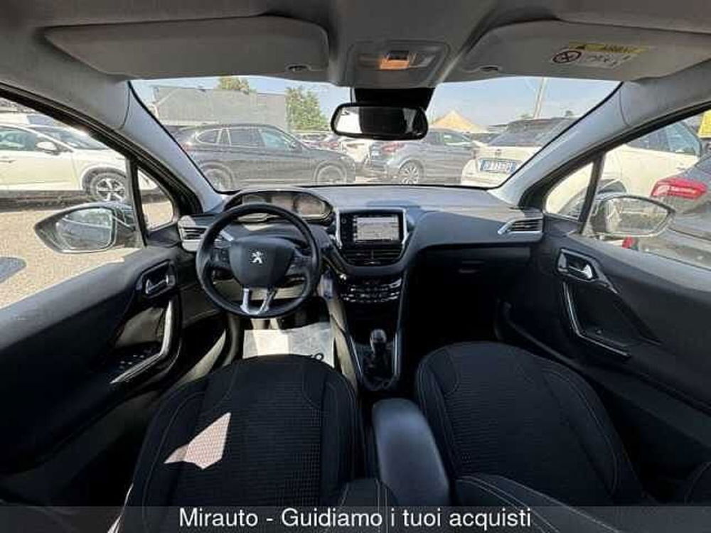 Peugeot 208 usata a Roma (12)