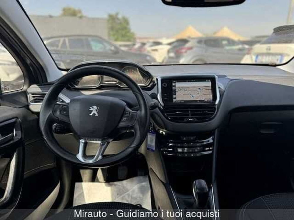 Peugeot 208 usata a Roma (13)