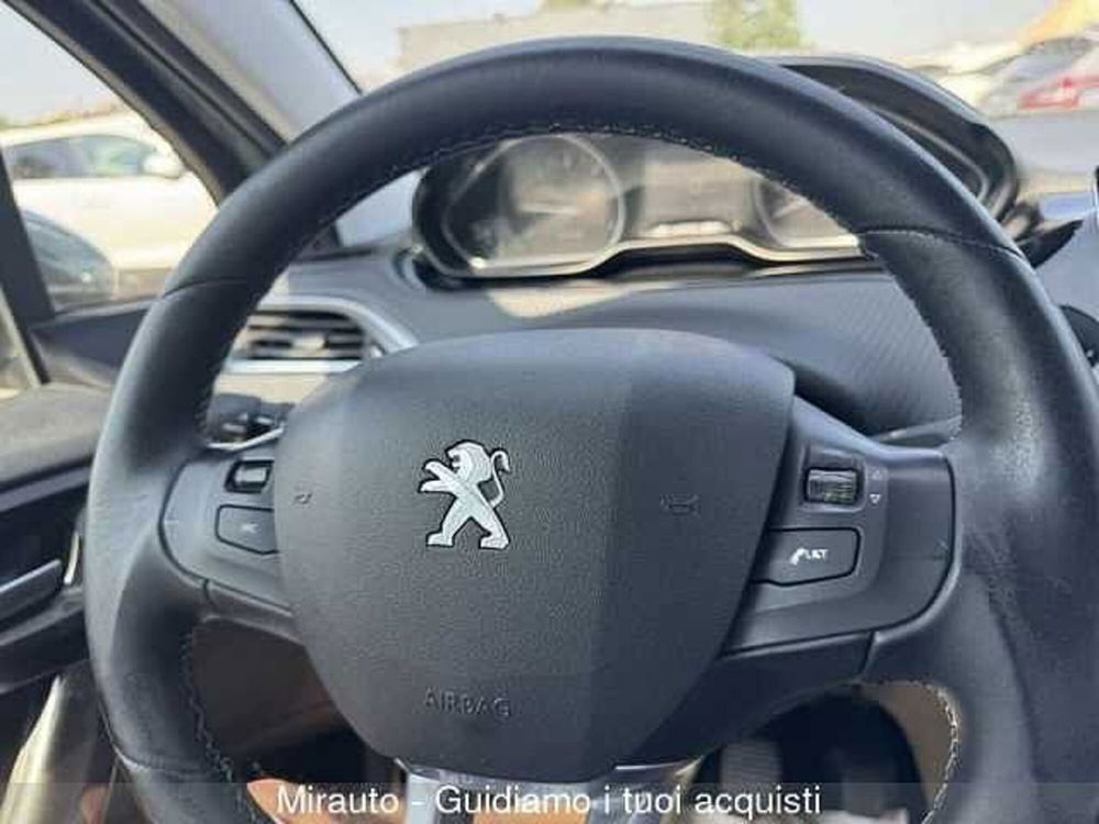 Peugeot 208 usata a Roma (17)