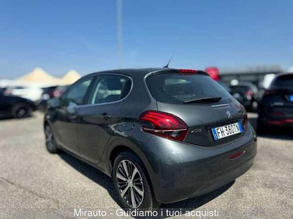 Peugeot 208 usata a Roma (5)