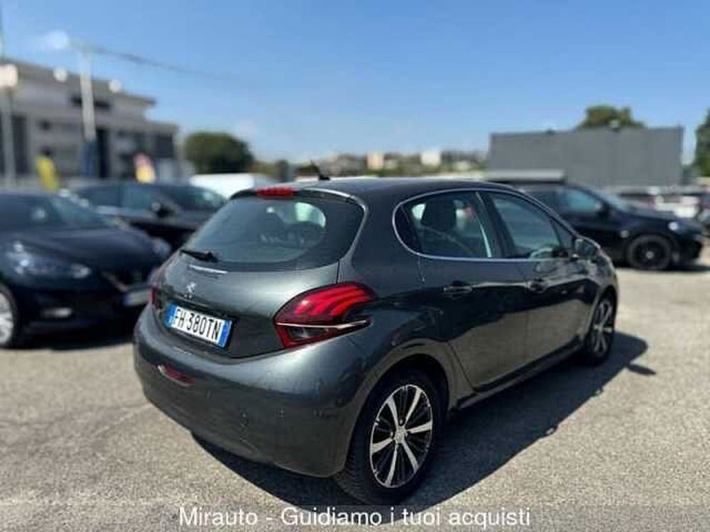 Peugeot 208 usata a Roma (7)