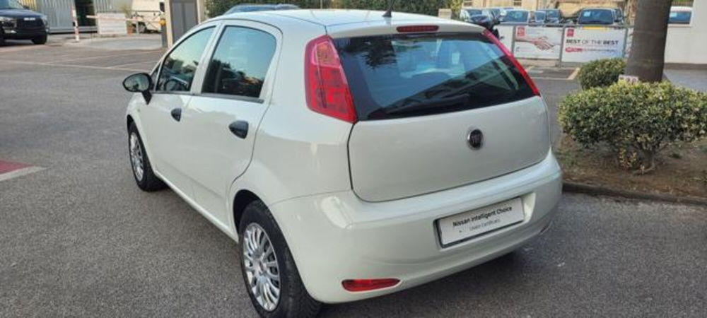 Fiat Punto usata a Napoli (3)