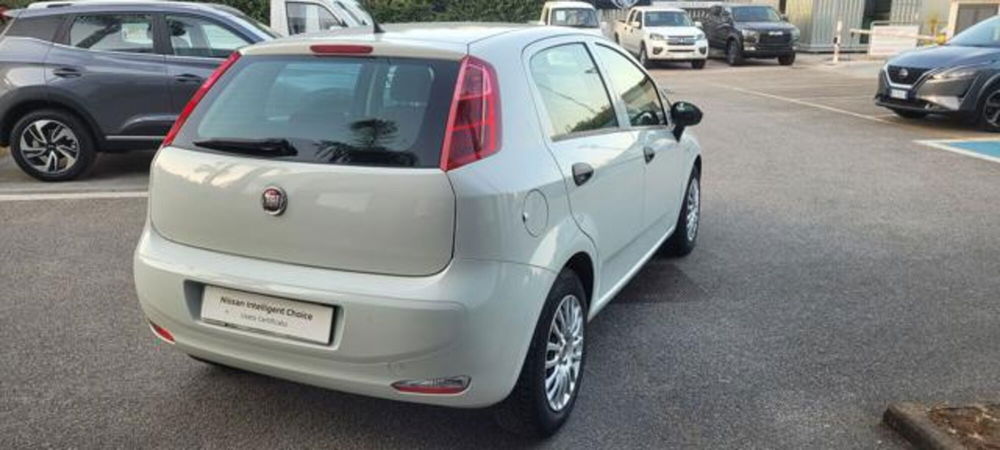 Fiat Punto usata a Napoli (4)