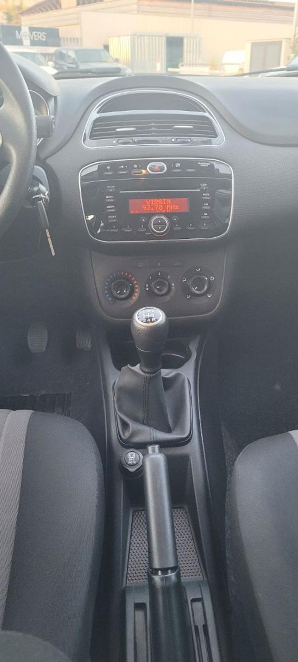 Fiat Punto usata a Napoli (9)