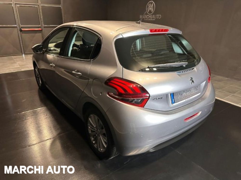 Peugeot 208 usata a Perugia (7)